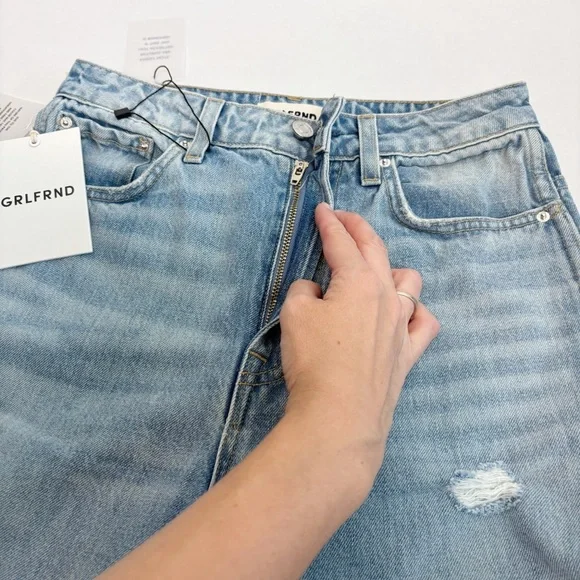 GRLFRND Sara Super High Rise Straight Jeans in La Brea Ave Size 27 Straight Leg
